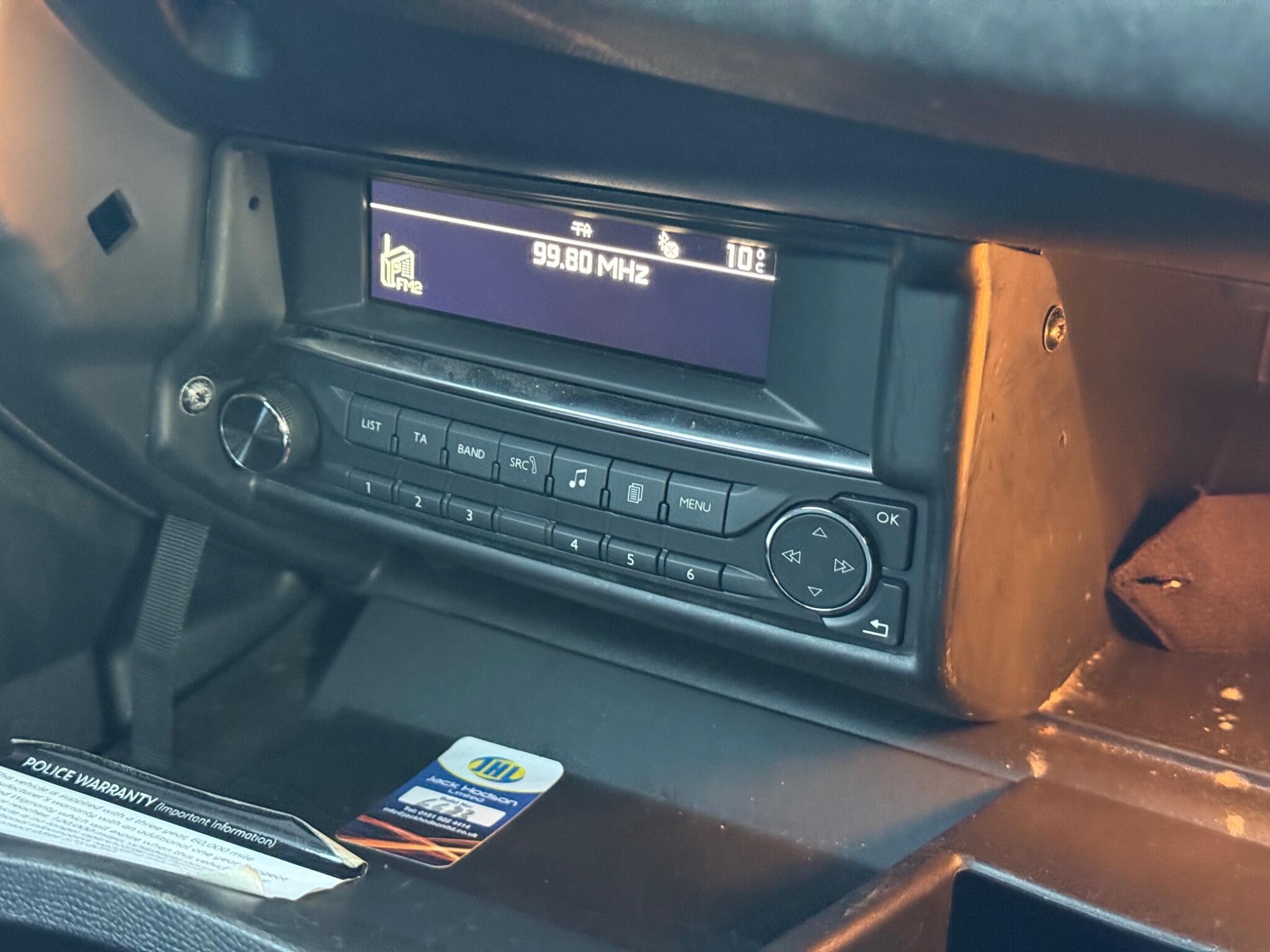 Peugeot 308 SW 1.6 BlueHDi Access Euro 6 (s/s) 5dr — photo 74 of 84